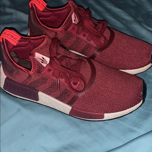 adidas gazelle silver green womens adidas Originals Women's NMD_R1 Shoes, Size 8, Burgundy